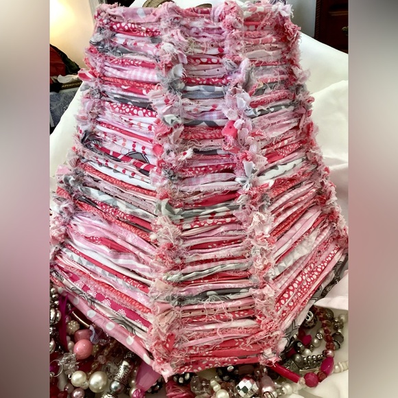 Handmade “Pretty in Pink” Porch Lampshade Chandelier PLEASE SEE VIDEO - Picture 12 of 12